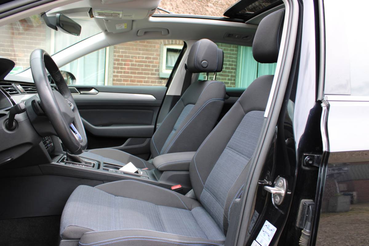 Volkswagen Passat Volkswagen Passat Variant 1.4 TSI PHEV GTE Business SOh 91,2% IQ LIGHT NAVI PANO TREKHAAK 134000KM!!!