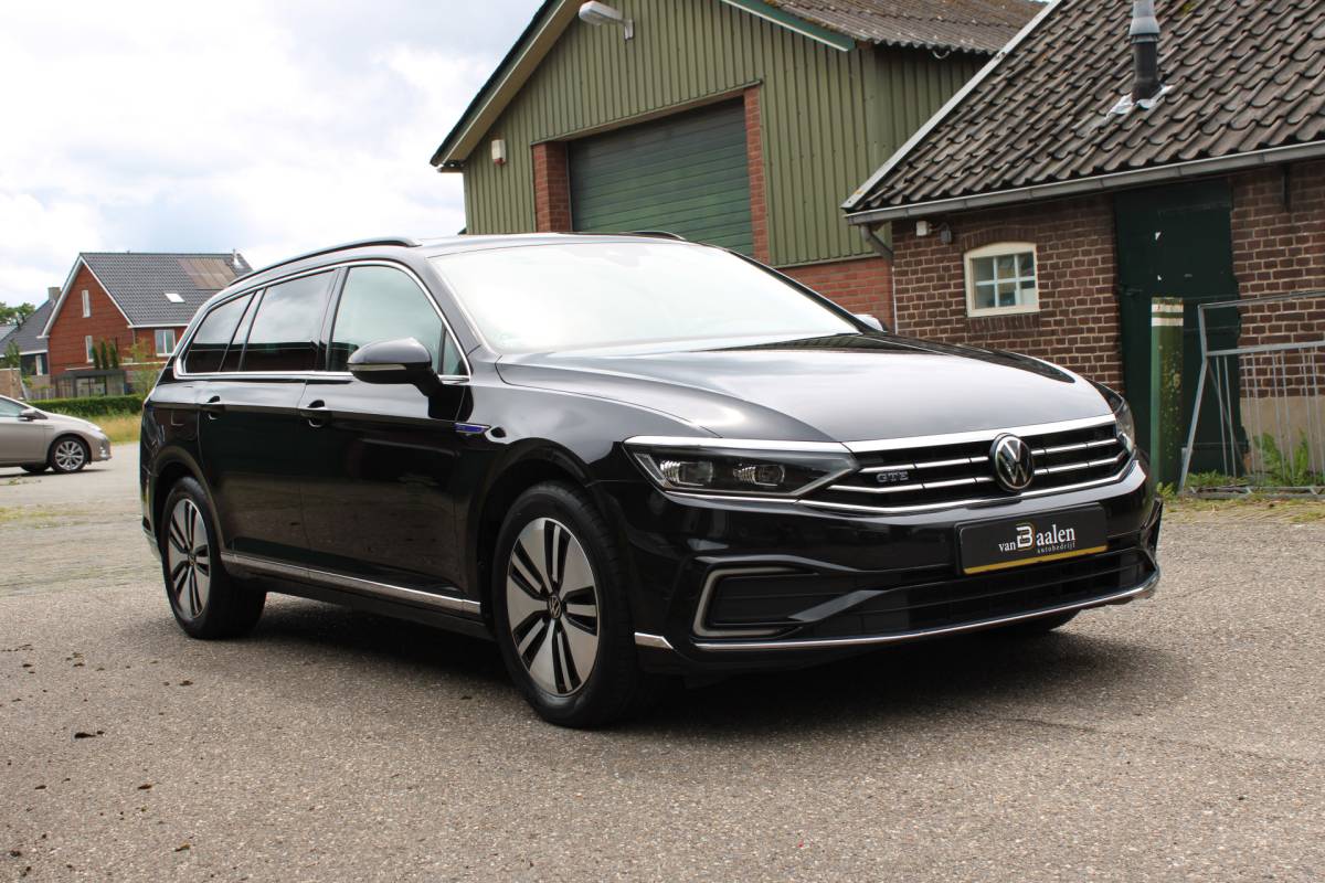 Volkswagen Passat Volkswagen Passat Variant 1.4 TSI PHEV GTE Business SOh 91,2% IQ LIGHT NAVI PANO TREKHAAK 134000KM!!!