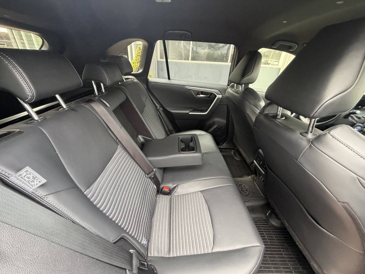 Toyota RAV4 Toyota RAV4 2.5 Hybrid Black Edition | LED | Navi | JBL | ACC | BSM | Keyless | elec.stoel  11-2021 75.711 KM