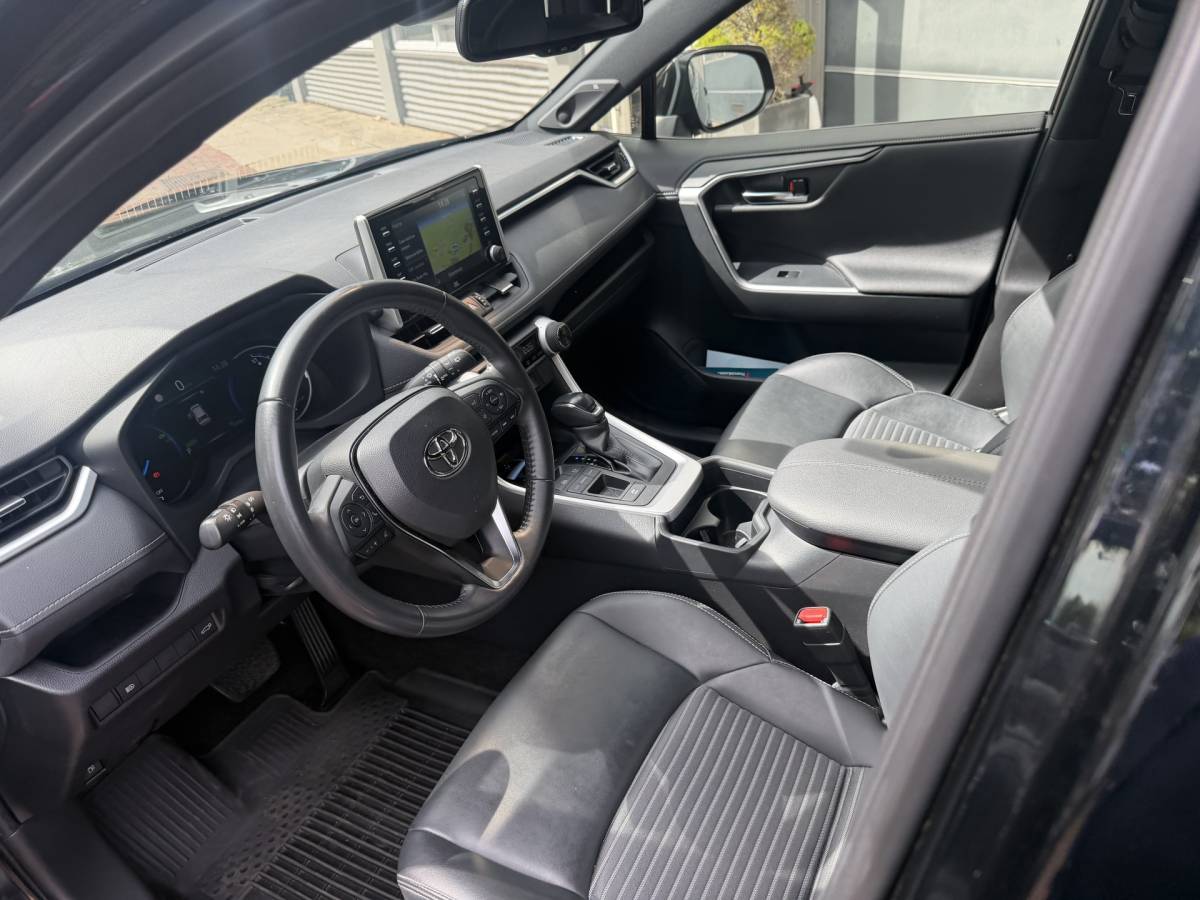Toyota RAV4 Toyota RAV4 2.5 Hybrid Black Edition | LED | Navi | JBL | ACC | BSM | Keyless | elec.stoel  11-2021 75.711 KM