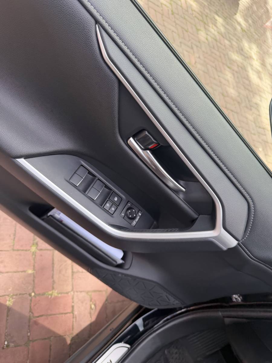 Toyota RAV4 Toyota RAV4 2.5 Hybrid Black Edition | LED | Navi | JBL | ACC | BSM | Keyless | elec.stoel  11-2021 75.711 KM