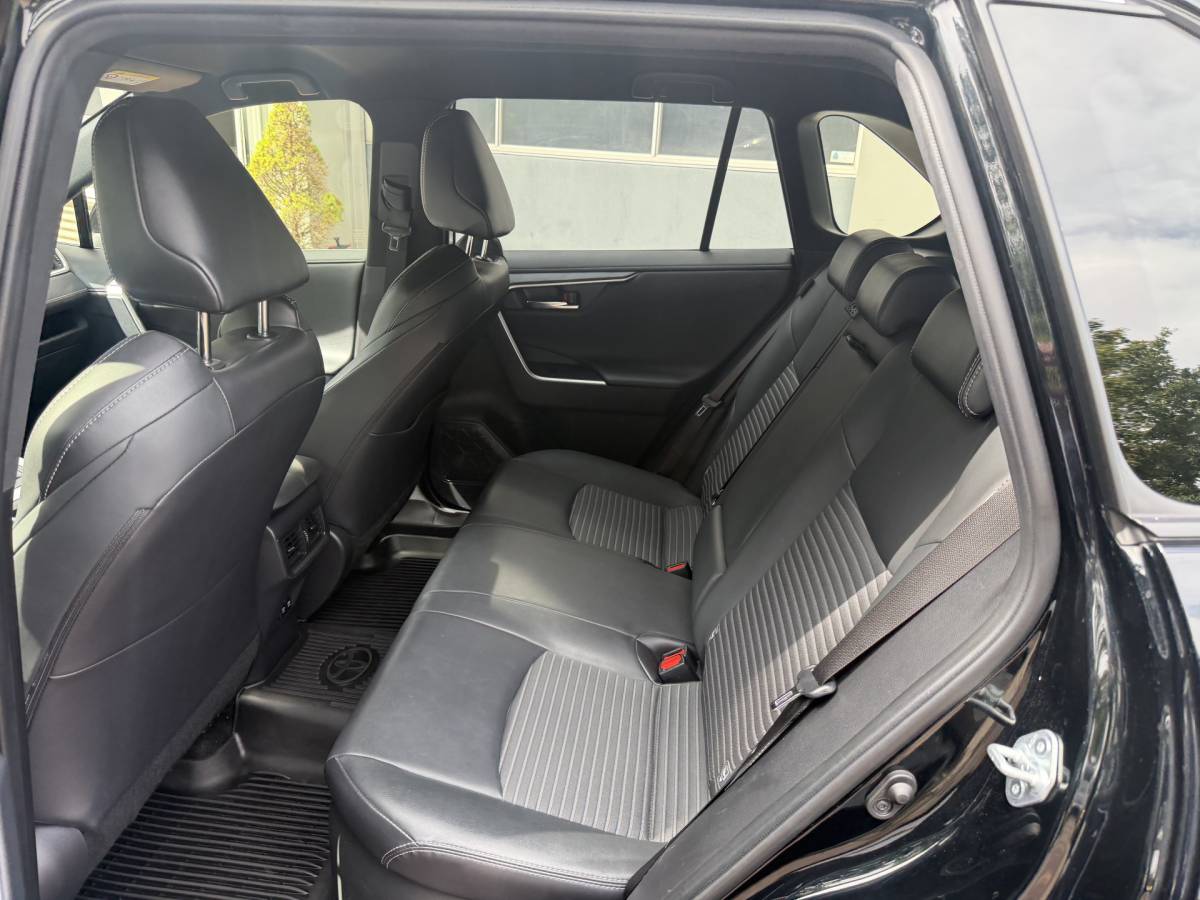 Toyota RAV4 Toyota RAV4 2.5 Hybrid Black Edition | LED | Navi | JBL | ACC | BSM | Keyless | elec.stoel  11-2021 75.711 KM