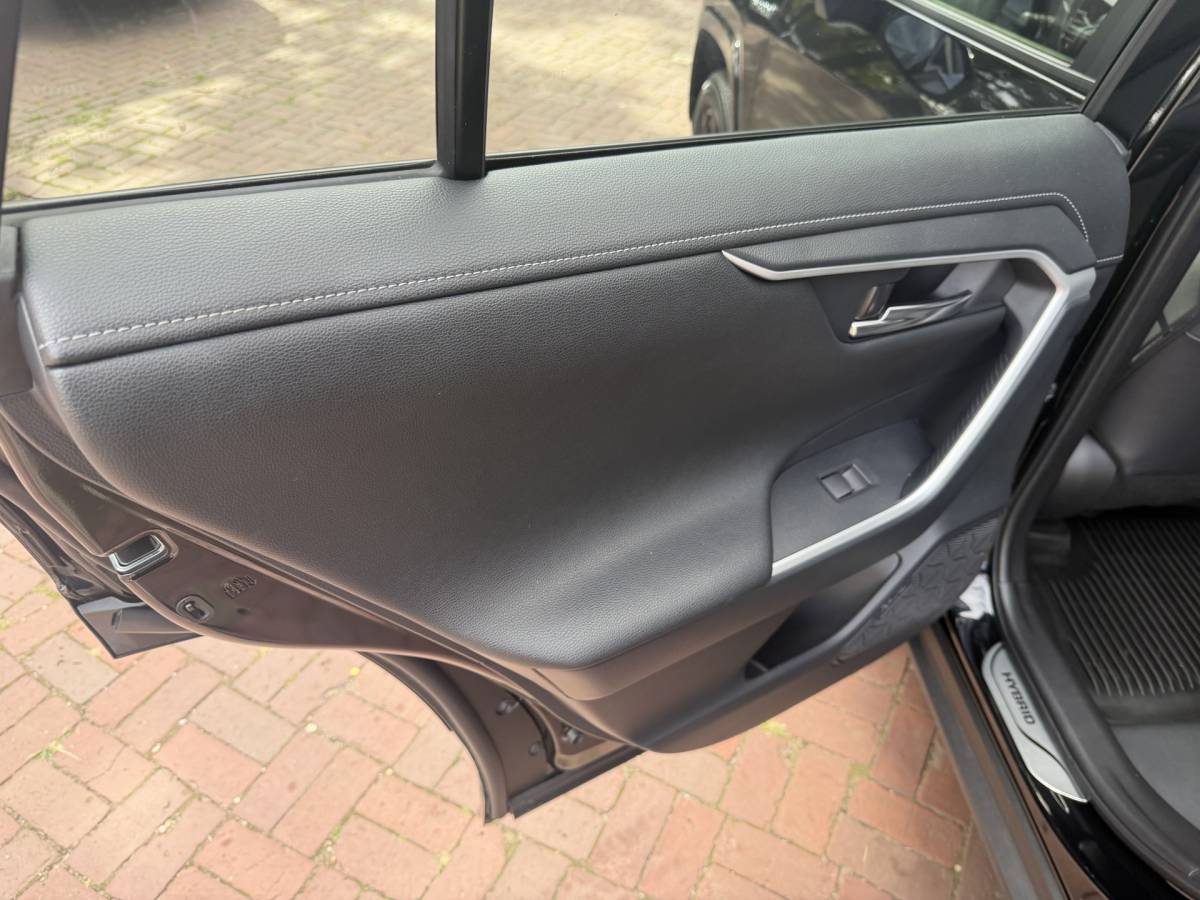 Toyota RAV4 Toyota RAV4 2.5 Hybrid Black Edition | LED | Navi | JBL | ACC | BSM | Keyless | elec.stoel  11-2021 75.711 KM