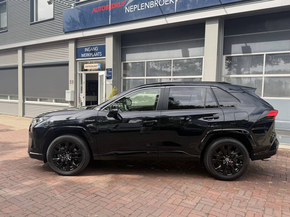 Toyota RAV4 Toyota RAV4 2.5 Hybrid Black Edition | LED | Navi | JBL | ACC | BSM | Keyless | elec.stoel  11-2021 75.711 KM