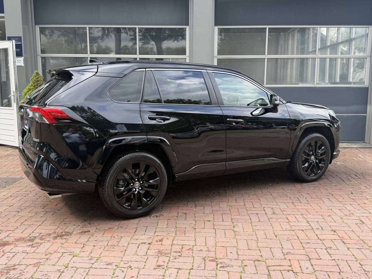 Toyota RAV4 Toyota RAV4 2.5 Hybrid Black Edition | LED | Navi | JBL | ACC | BSM | Keyless | elec.stoel  11-2021 75.711 KM