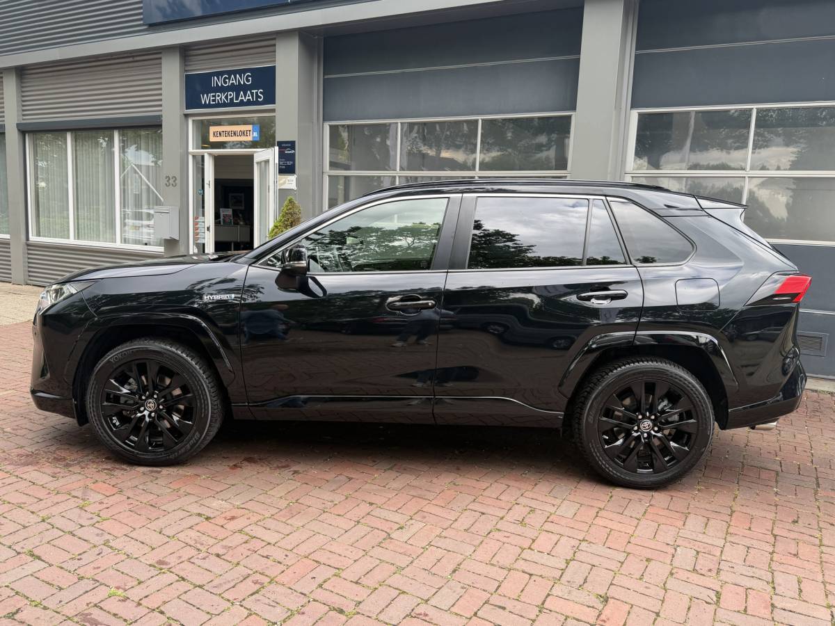 Toyota RAV4 Toyota RAV4 2.5 Hybrid Black Edition | LED | Navi | JBL | ACC | BSM | Keyless | elec.stoel  11-2021 75.711 KM