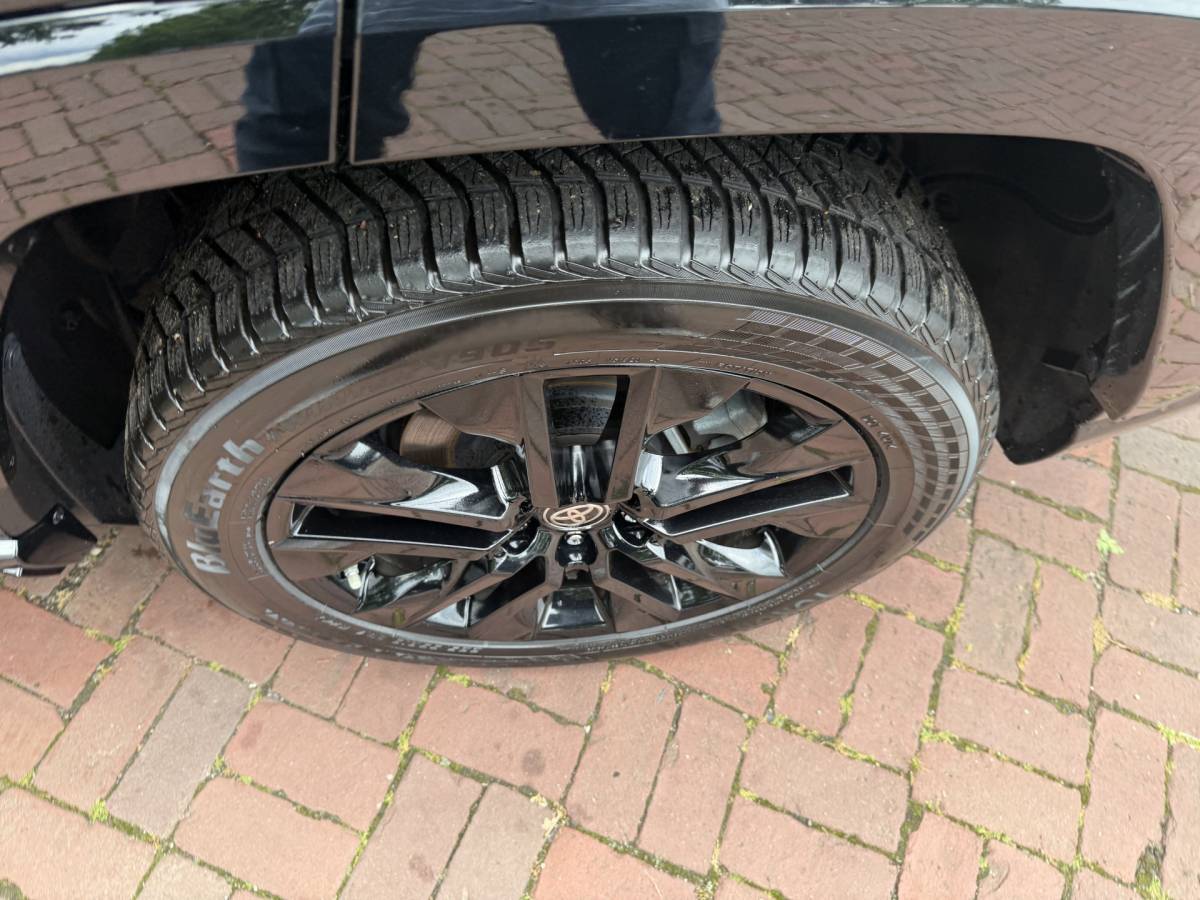 Toyota RAV4 Toyota RAV4 2.5 Hybrid Black Edition | LED | Navi | JBL | ACC | BSM | Keyless | elec.stoel  11-2021 75.711 KM
