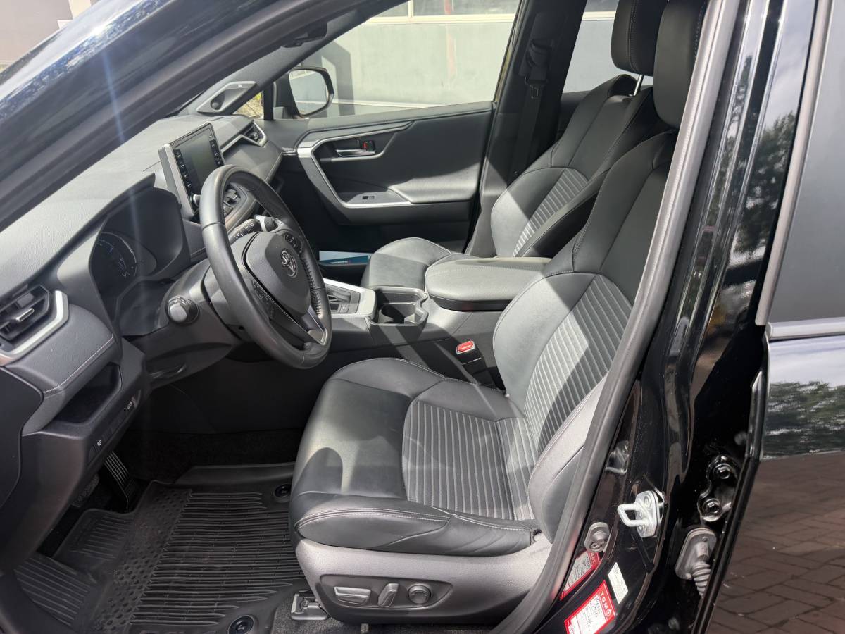 Toyota RAV4 Toyota RAV4 2.5 Hybrid Black Edition | LED | Navi | JBL | ACC | BSM | Keyless | elec.stoel  11-2021 75.711 KM