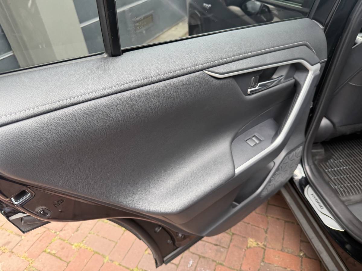 Toyota RAV4 Toyota RAV4 2.5 Hybrid Black Edition | LED | Navi | JBL | ACC | BSM | Keyless | elec.stoel  11-2021 75.711 KM