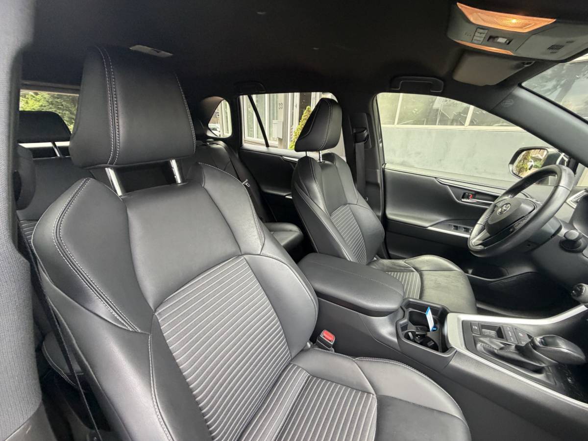 Toyota RAV4 Toyota RAV4 2.5 Hybrid Black Edition | LED | Navi | JBL | ACC | BSM | Keyless | elec.stoel  11-2021 75.711 KM
