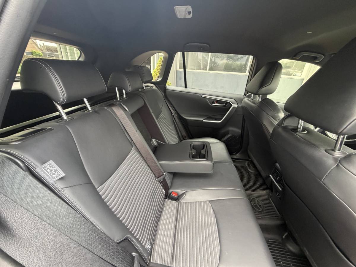 Toyota RAV4 Toyota RAV4 2.5 Hybrid Black Edition | LED | Navi | JBL | ACC | BSM | Keyless | elec.stoel  11-2021 75.711 KM