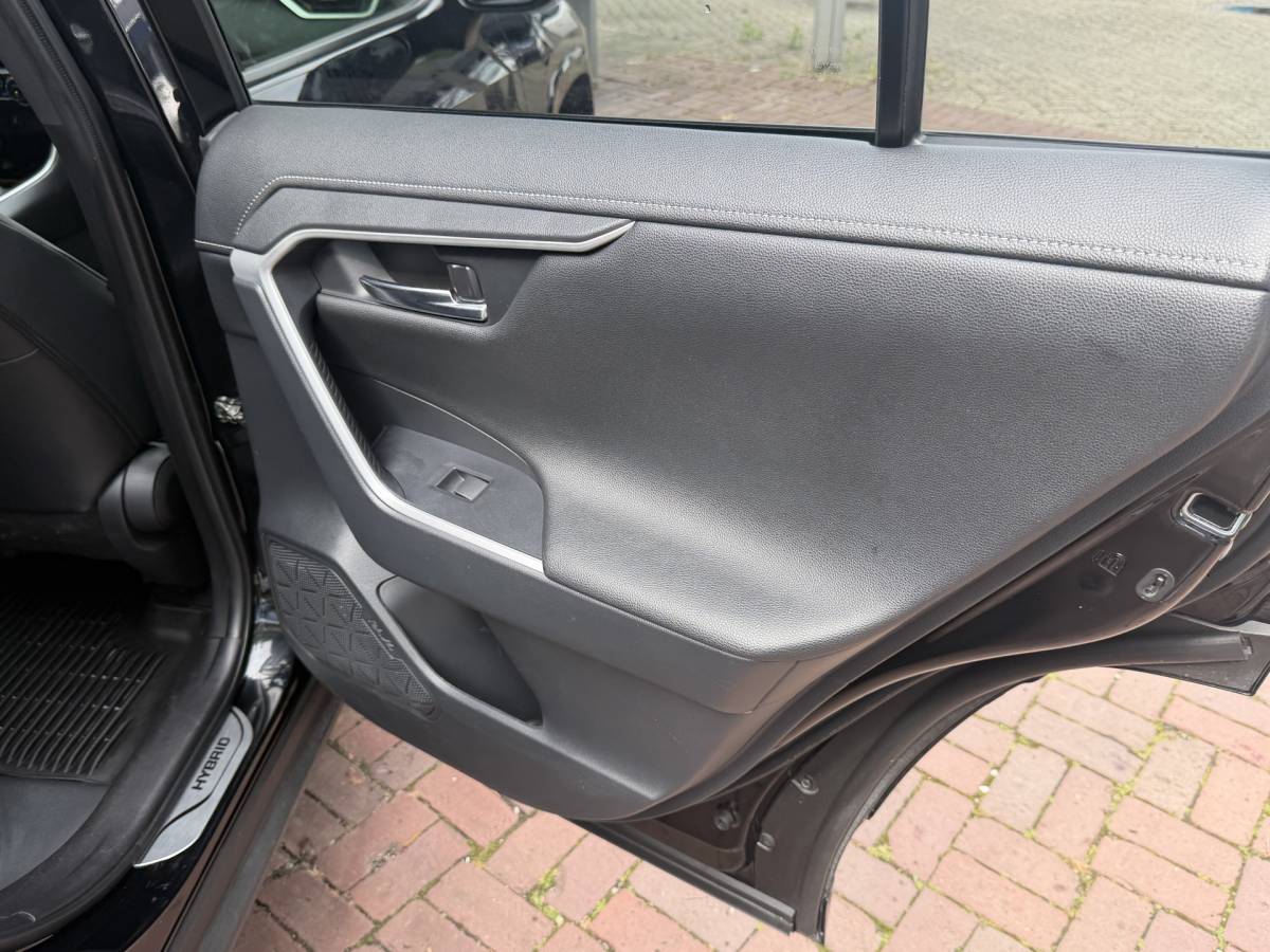 Toyota RAV4 Toyota RAV4 2.5 Hybrid Black Edition | LED | Navi | JBL | ACC | BSM | Keyless | elec.stoel  11-2021 75.711 KM
