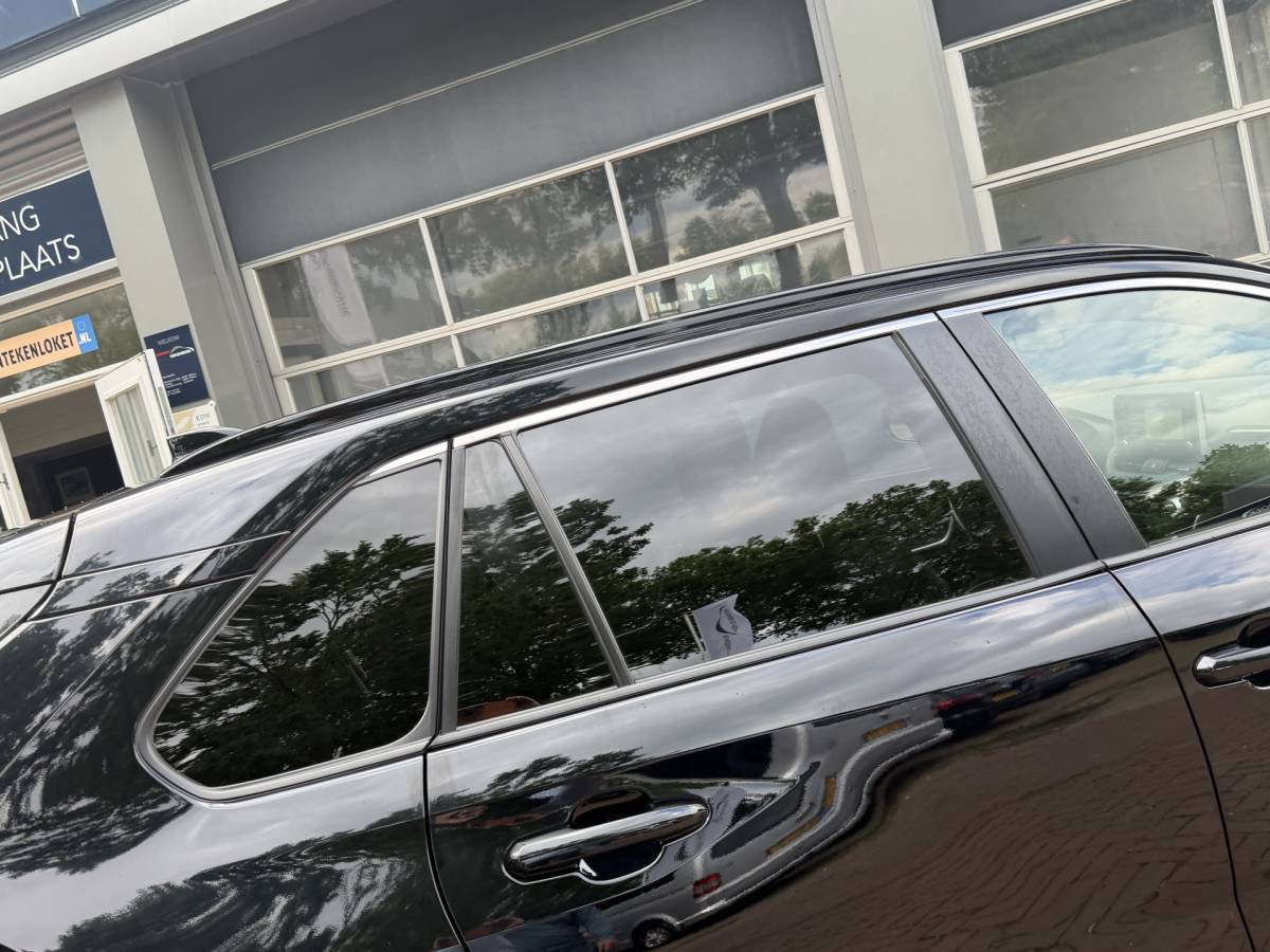Toyota RAV4 Toyota RAV4 2.5 Hybrid Black Edition | LED | Navi | JBL | ACC | BSM | Keyless | elec.stoel  11-2021 75.711 KM