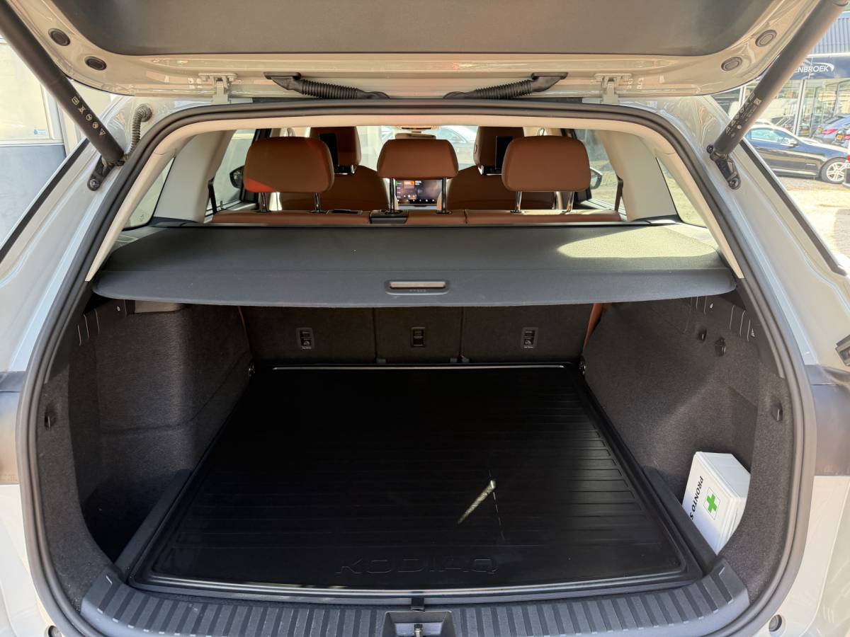 Škoda Kodiaq ŠKODA Kodiaq 1.5 TSI PHEV Business Edition | Leer Suite | HUD | Matrix | DCC | 20” | Winter  06-2025 20.642 KM