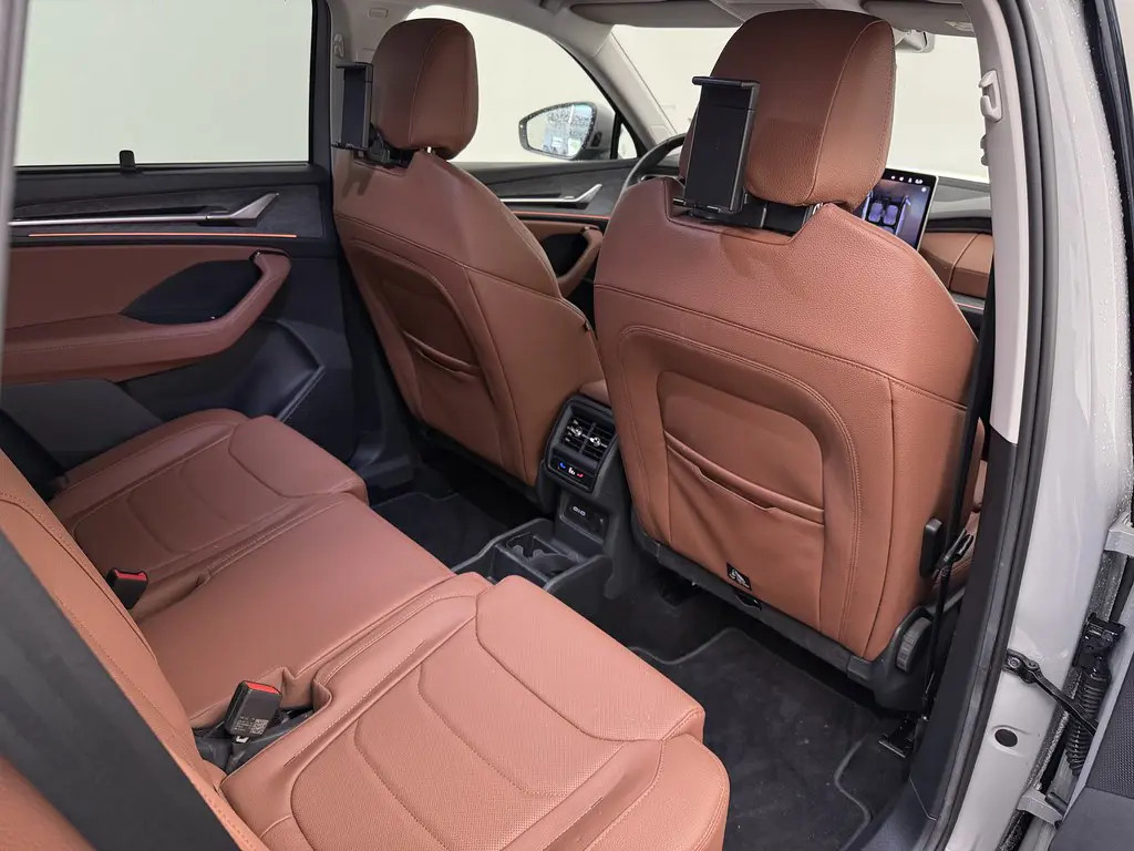 Škoda Kodiaq ŠKODA Kodiaq 1.5 TSI PHEV Business Edition | Leer Suite | HUD | Matrix | DCC | 20” | Winter  06-2025 20.642 KM