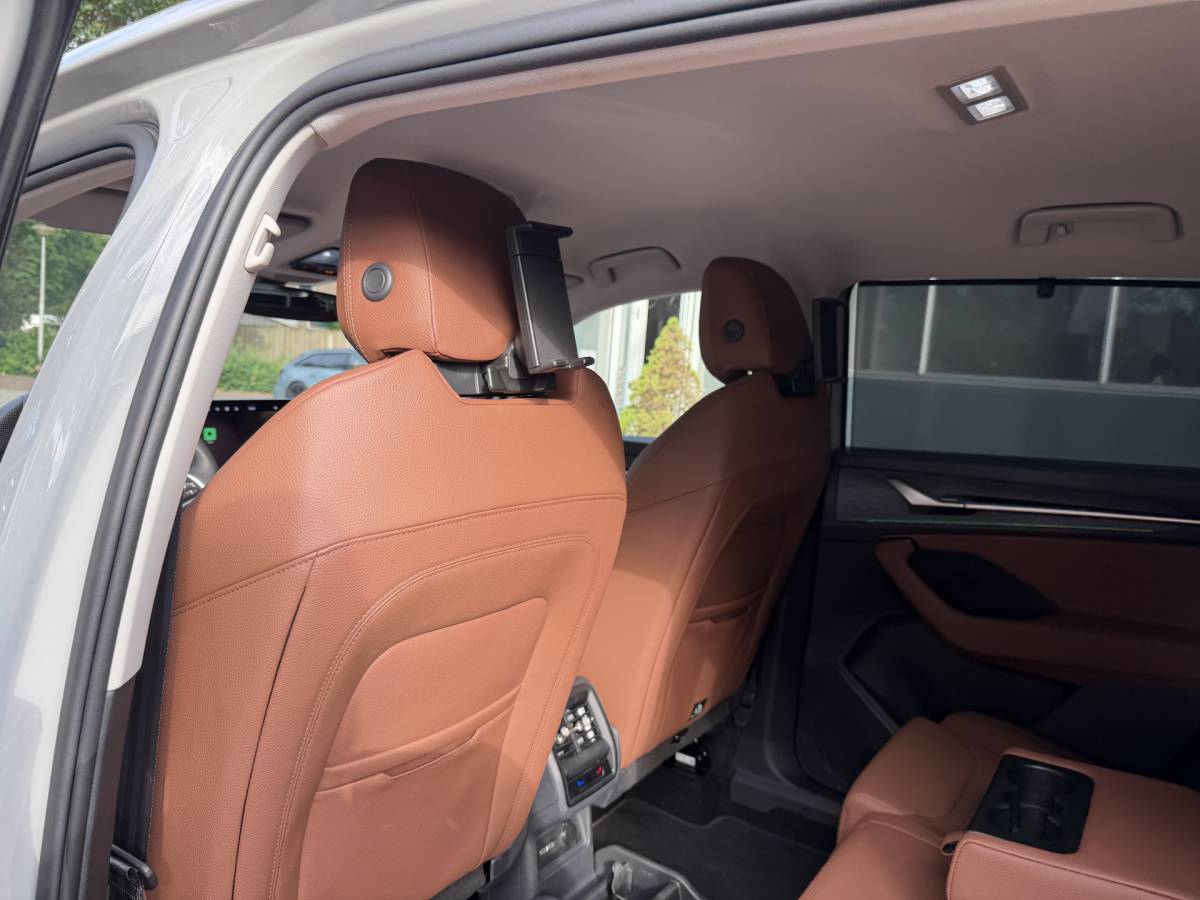 Škoda Kodiaq ŠKODA Kodiaq 1.5 TSI PHEV Business Edition | Leer Suite | HUD | Matrix | DCC | 20” | Winter  06-2025 20.642 KM