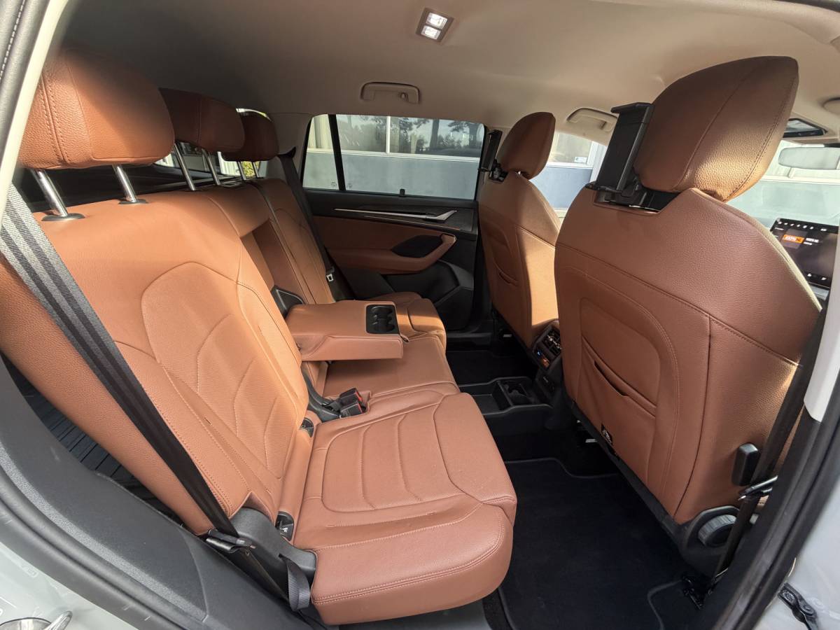 Škoda Kodiaq ŠKODA Kodiaq 1.5 TSI PHEV Business Edition | Leer Suite | HUD | Matrix | DCC | 20” | Winter  06-2025 20.642 KM