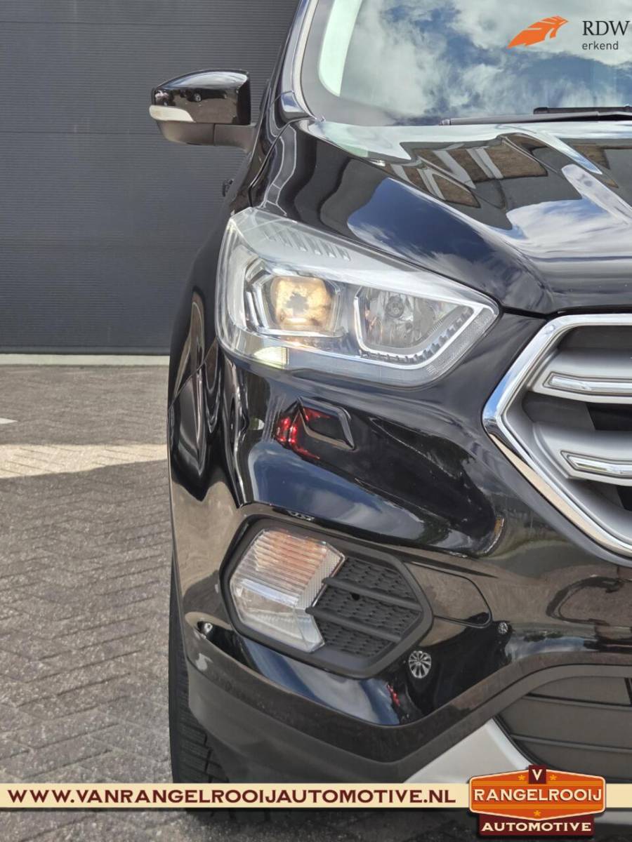 Ford Kuga Ford Kuga 1.5 EcoBoost Titanium, trekh. (2000kg), winterpakket, clima, cruise