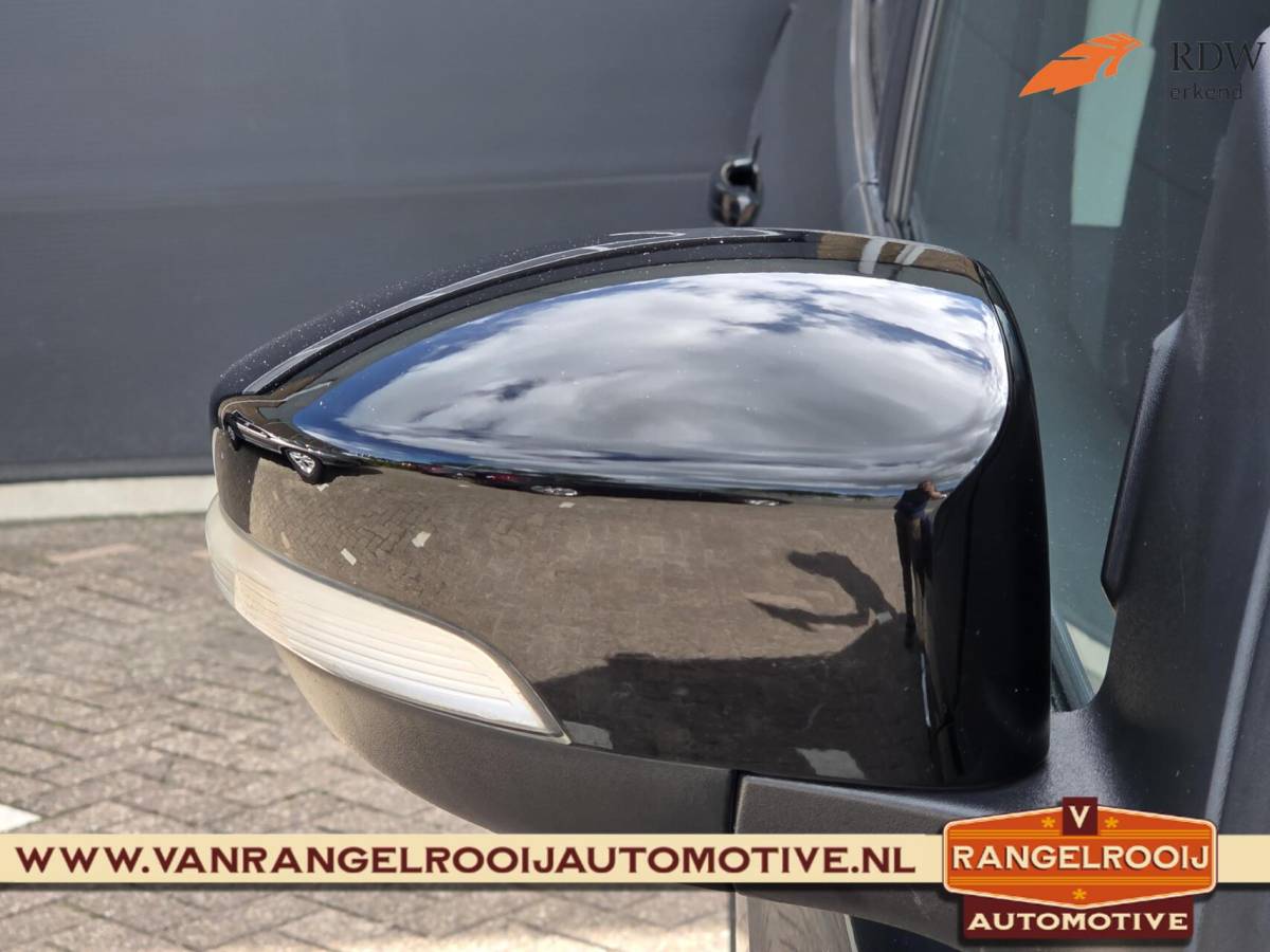 Ford Kuga Ford Kuga 1.5 EcoBoost Titanium, trekh. (2000kg), winterpakket, clima, cruise