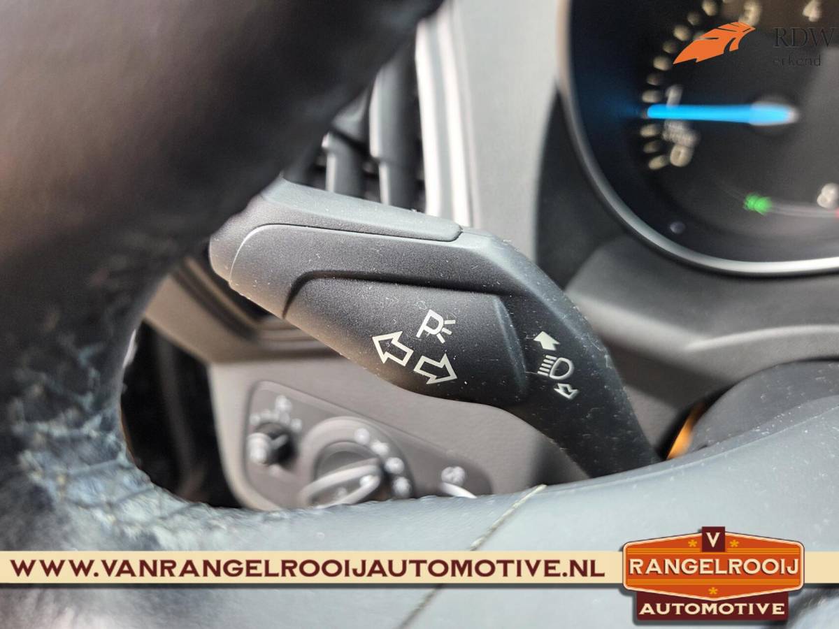 Ford Kuga Ford Kuga 1.5 EcoBoost Titanium, trekh. (2000kg), winterpakket, clima, cruise