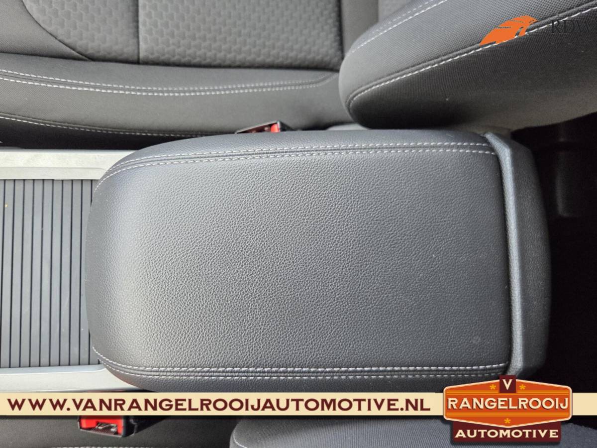 Ford Kuga Ford Kuga 1.5 EcoBoost Titanium, trekh. (2000kg), winterpakket, clima, cruise
