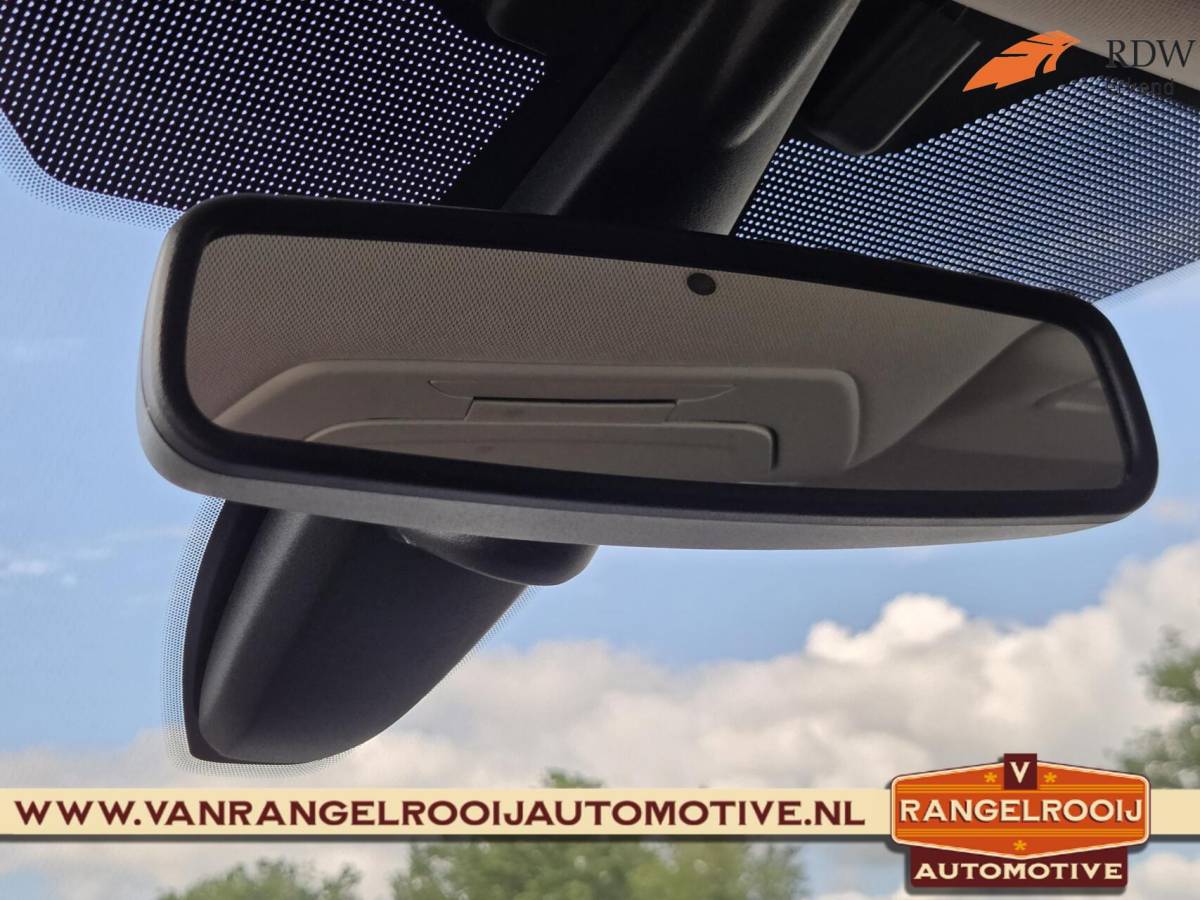 Ford Kuga Ford Kuga 1.5 EcoBoost Titanium, trekh. (2000kg), winterpakket, clima, cruise