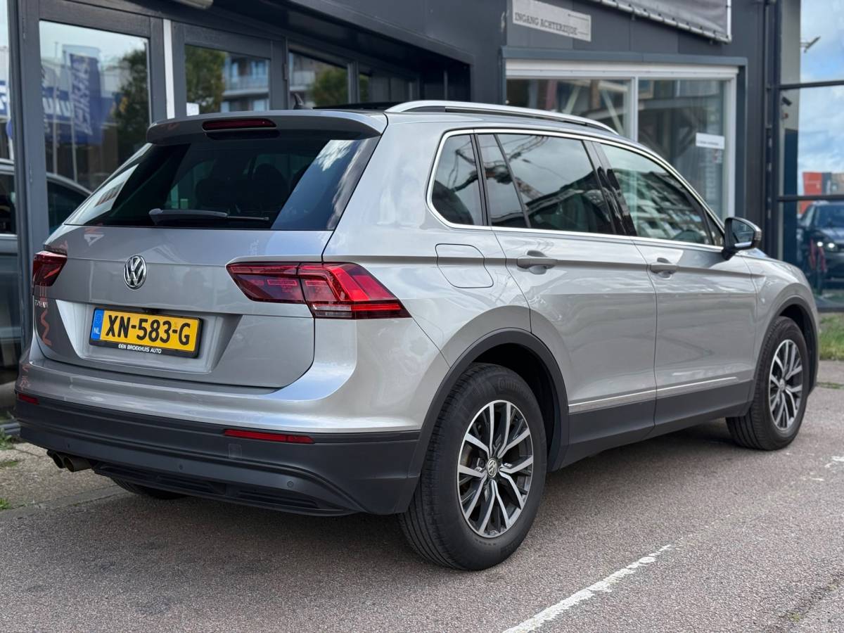 Volkswagen Tiguan Volkswagen Tiguan 1.5 TSI ACT Business | Pano | Virtual | ACC