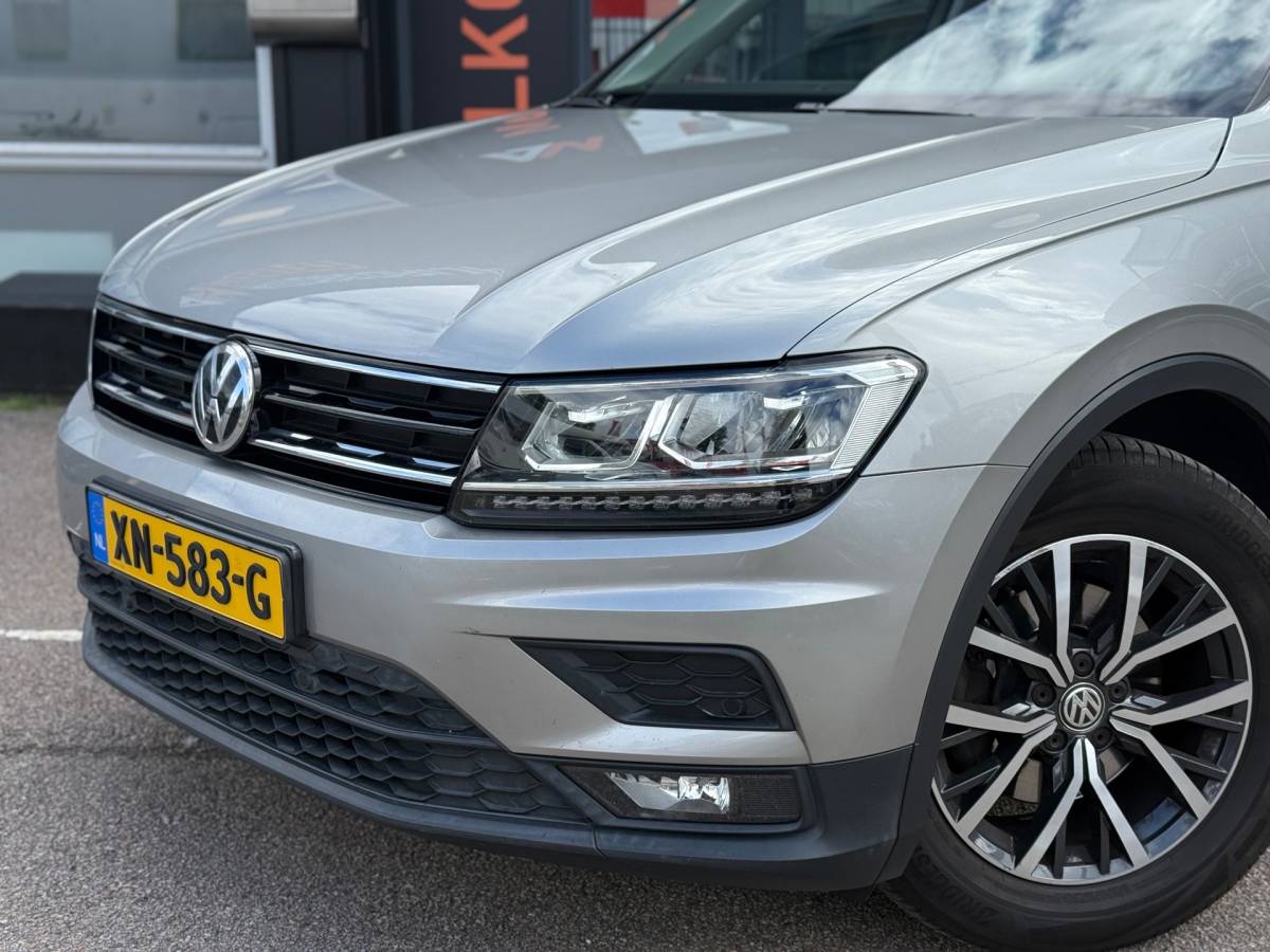 Volkswagen Tiguan Volkswagen Tiguan 1.5 TSI ACT Business | Pano | Virtual | ACC