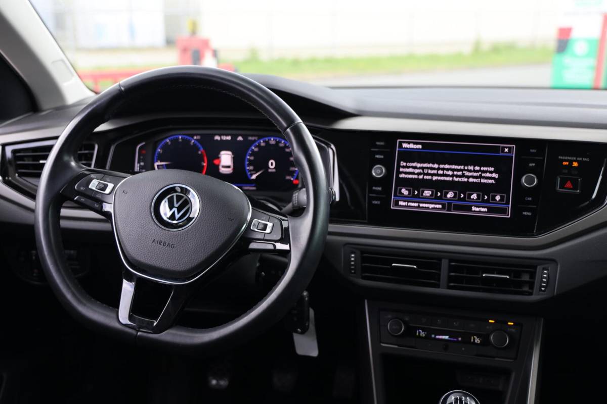 Volkswagen Polo Volkswagen Polo 1.0 TSI Comfortline Business| Carplay | Navigatie | Digitaal Dashboard |