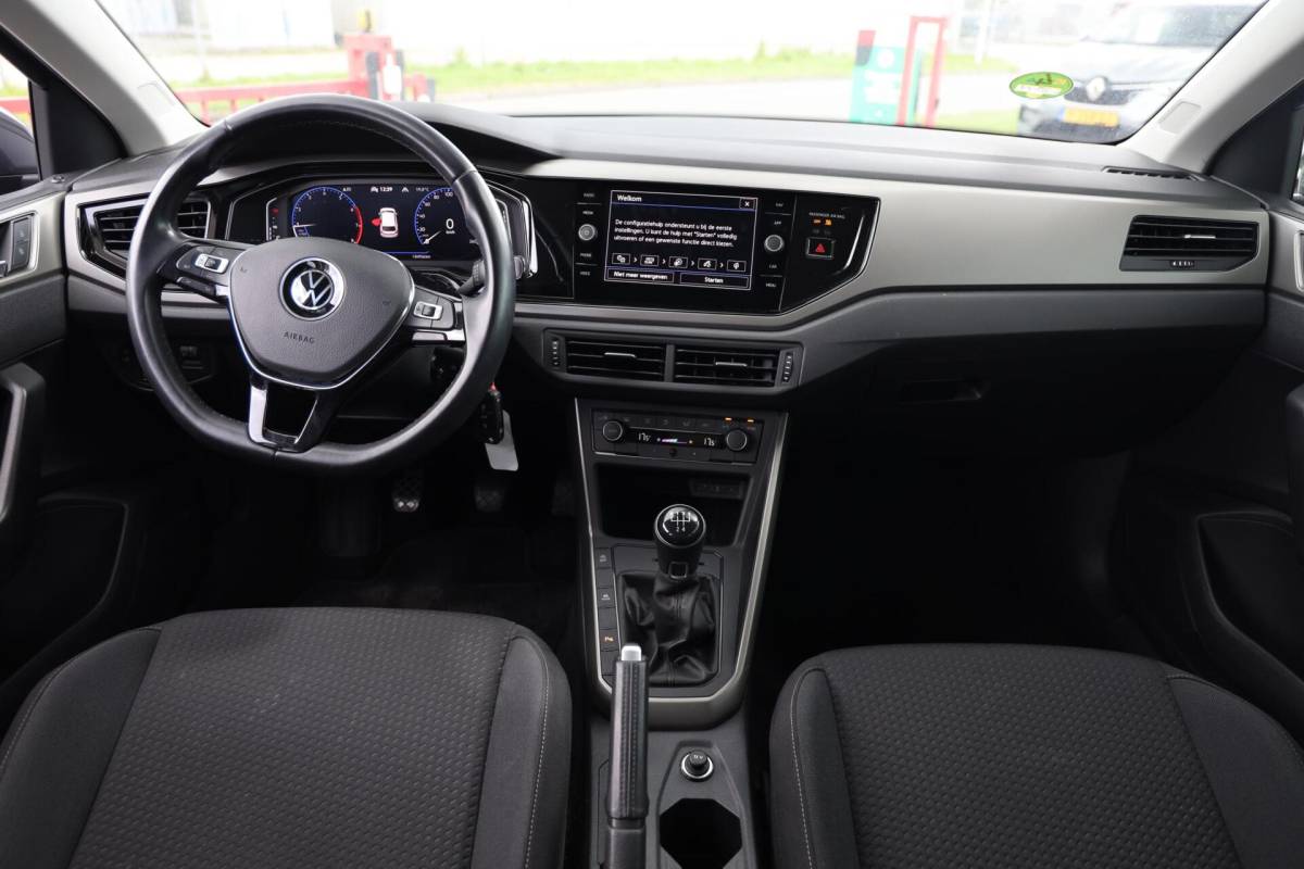 Volkswagen Polo Volkswagen Polo 1.0 TSI Comfortline Business| Carplay | Navigatie | Digitaal Dashboard |