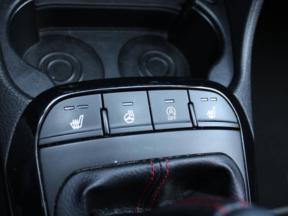 Kia Picanto Kia Picanto 1.0 T-GDI GT-Line | APPLE CARPLAY/ANDROID AUTO | STOELVERWARMING | ACHTERUITRIJCAMERA |