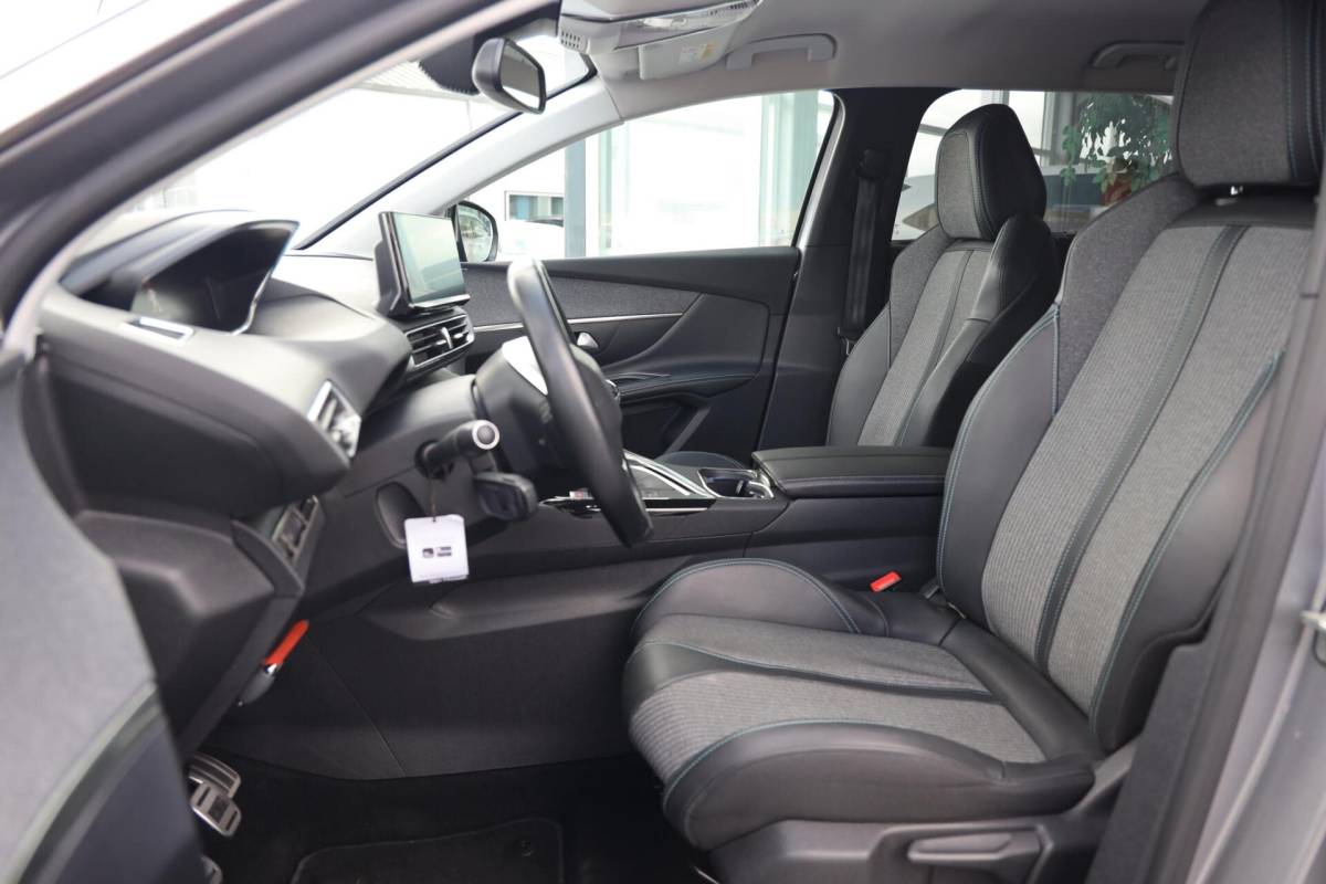 Peugeot 5008 Peugeot 5008 1.2 PureTech Allure |7 Persoons | Facelift | Full LED |