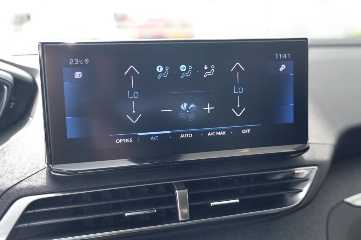 Peugeot 5008 Peugeot 5008 1.2 PureTech Allure |7 Persoons | Facelift | Full LED |