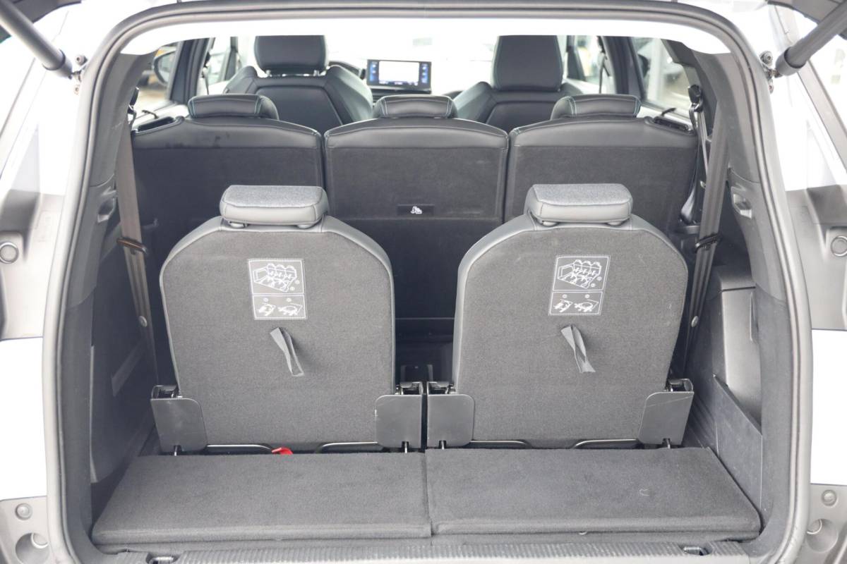 Peugeot 5008 Peugeot 5008 1.2 PureTech Allure |7 Persoons | Facelift | Full LED |