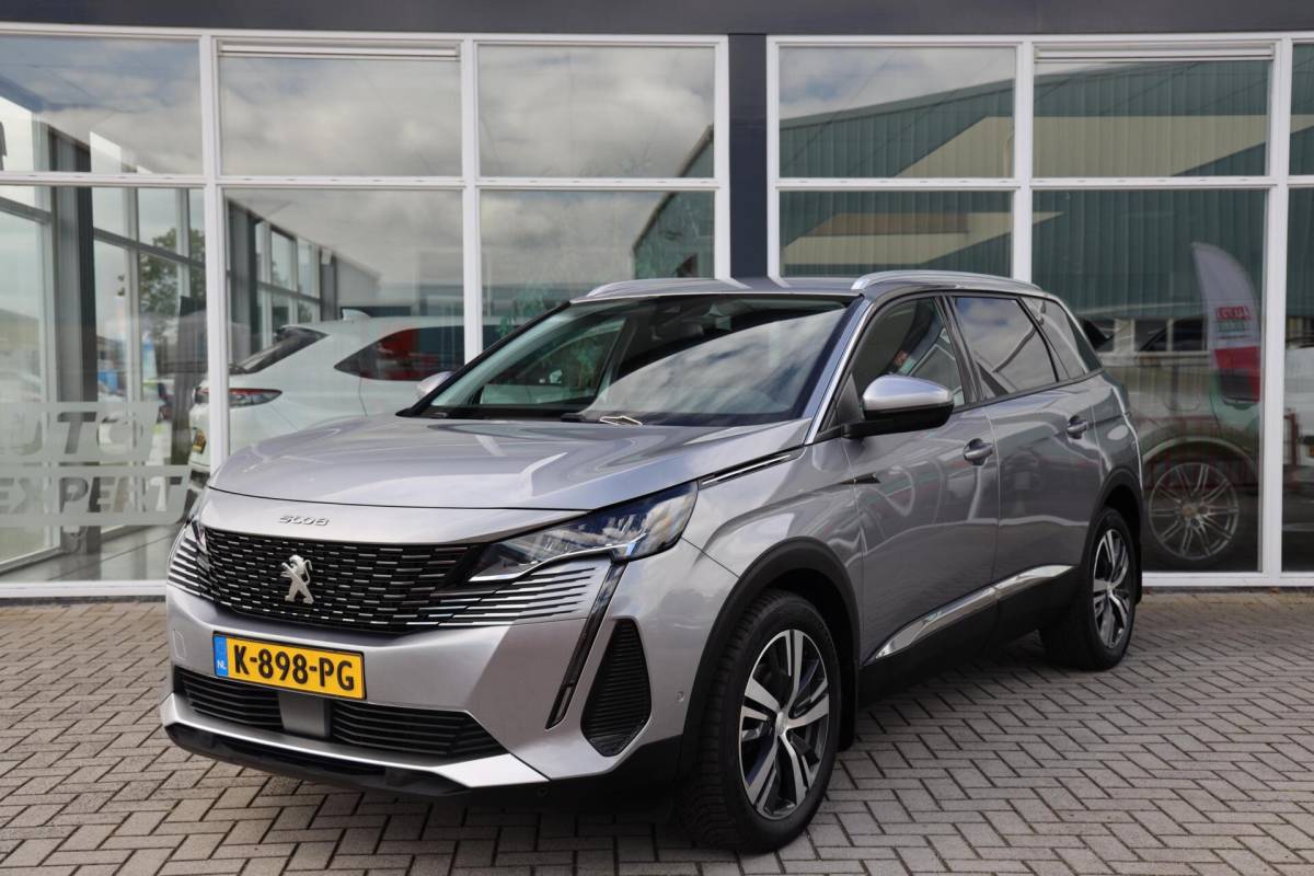 Peugeot 5008 Peugeot 5008 1.2 PureTech Allure |7 Persoons | Facelift | Full LED |