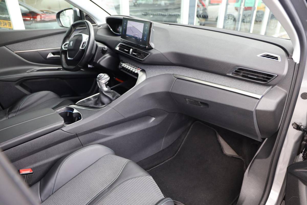 Peugeot 5008 Peugeot 5008 1.2 PureTech Allure |7 Persoons | Facelift | Full LED |