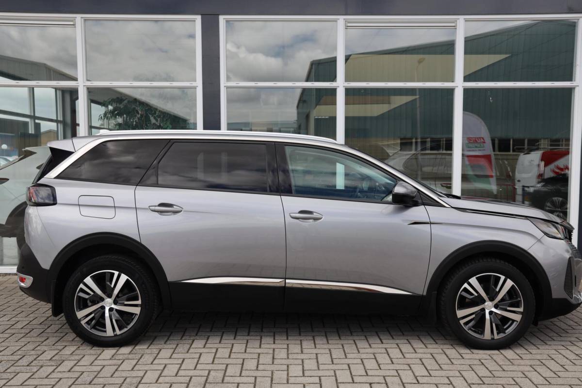 Peugeot 5008 Peugeot 5008 1.2 PureTech Allure |7 Persoons | Facelift | Full LED |
