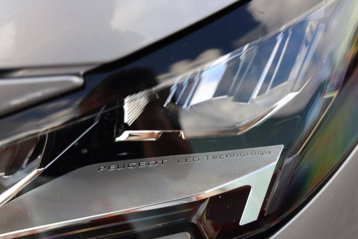 Peugeot 5008 Peugeot 5008 1.2 PureTech Allure |7 Persoons | Facelift | Full LED |
