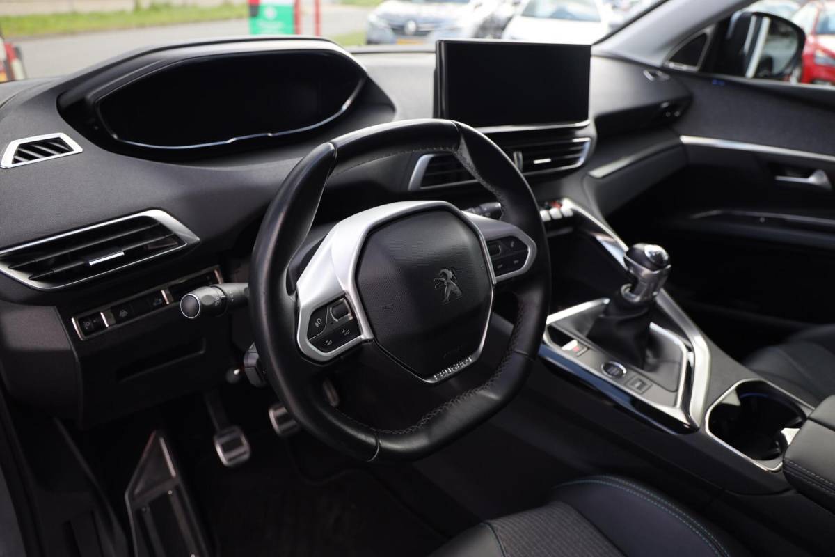 Peugeot 5008 Peugeot 5008 1.2 PureTech Allure |7 Persoons | Facelift | Full LED |
