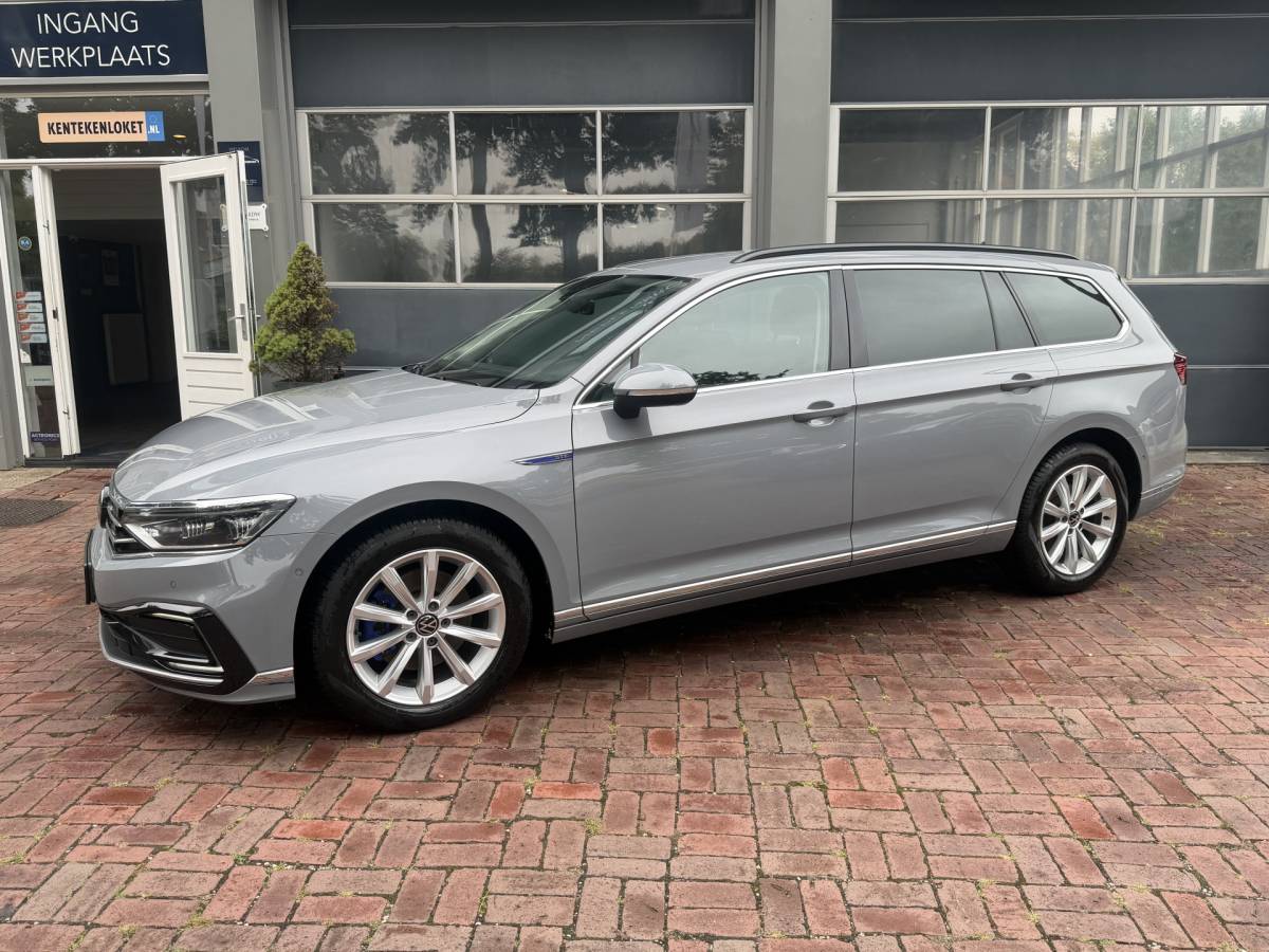 Volkswagen Passat Volkswagen Passat Variant 1.4 TSI PHEV GTE Business Navi,Clima,Cruise,Electr.ramen 204pk Bj 2022
