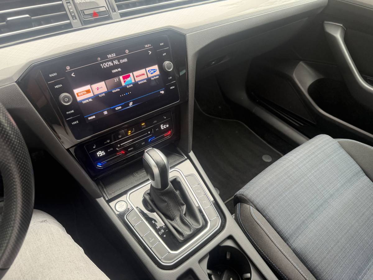 Volkswagen Passat Volkswagen Passat Variant 1.4 TSI PHEV GTE Business Navi,Clima,Cruise,Electr.ramen 204pk Bj 2022