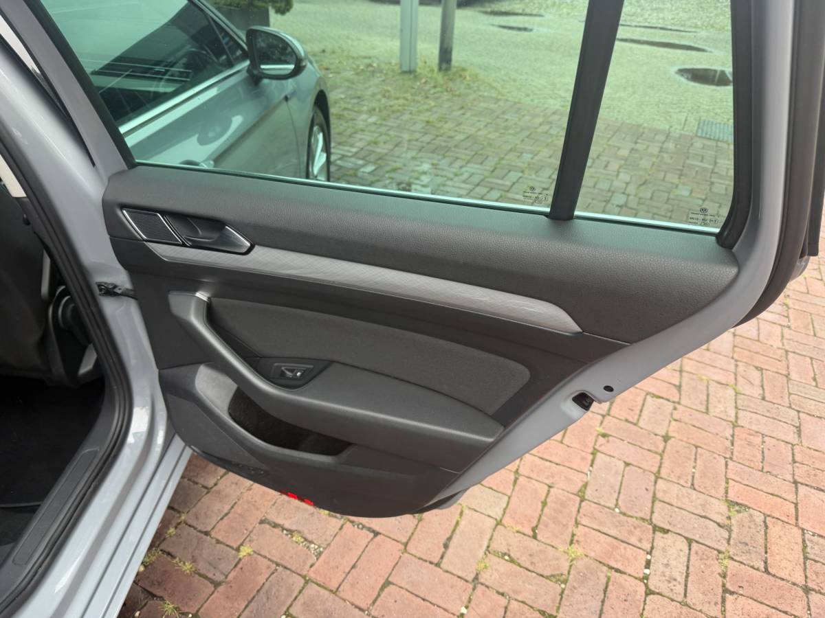 Volkswagen Passat Volkswagen Passat Variant 1.4 TSI PHEV GTE Business Navi,Clima,Cruise,Electr.ramen 204pk Bj 2022