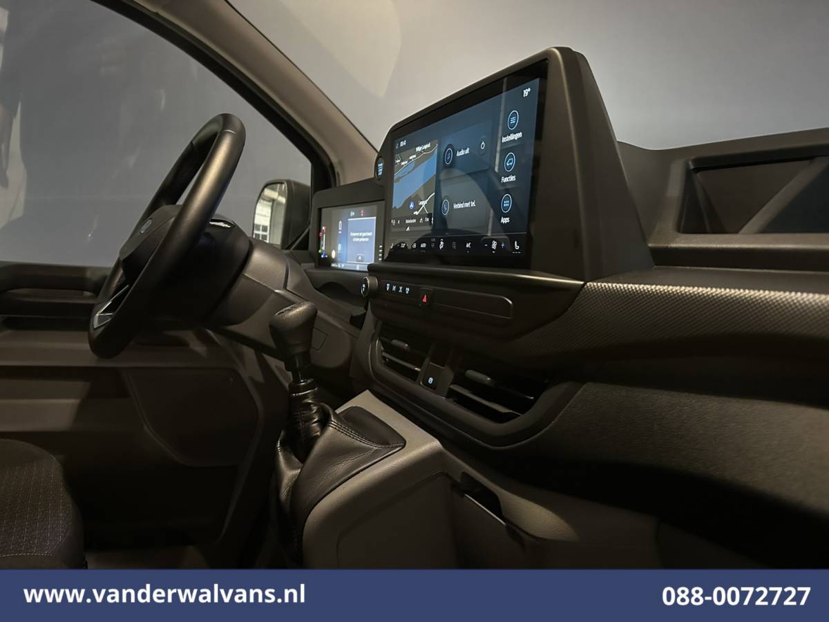 Ford Transit Custom Ford Transit Custom 2.0 TDCI 136pk L2H1 Euro6 Airco | Camera | Navigatie | LED | Apple Carplay | Adaptieve Cruisecontrol Android Auto, Stoelverwarming, Verwarmde voorruit, Parkeersensoren, Bijrijdersbank, 2590kg laadvermogen