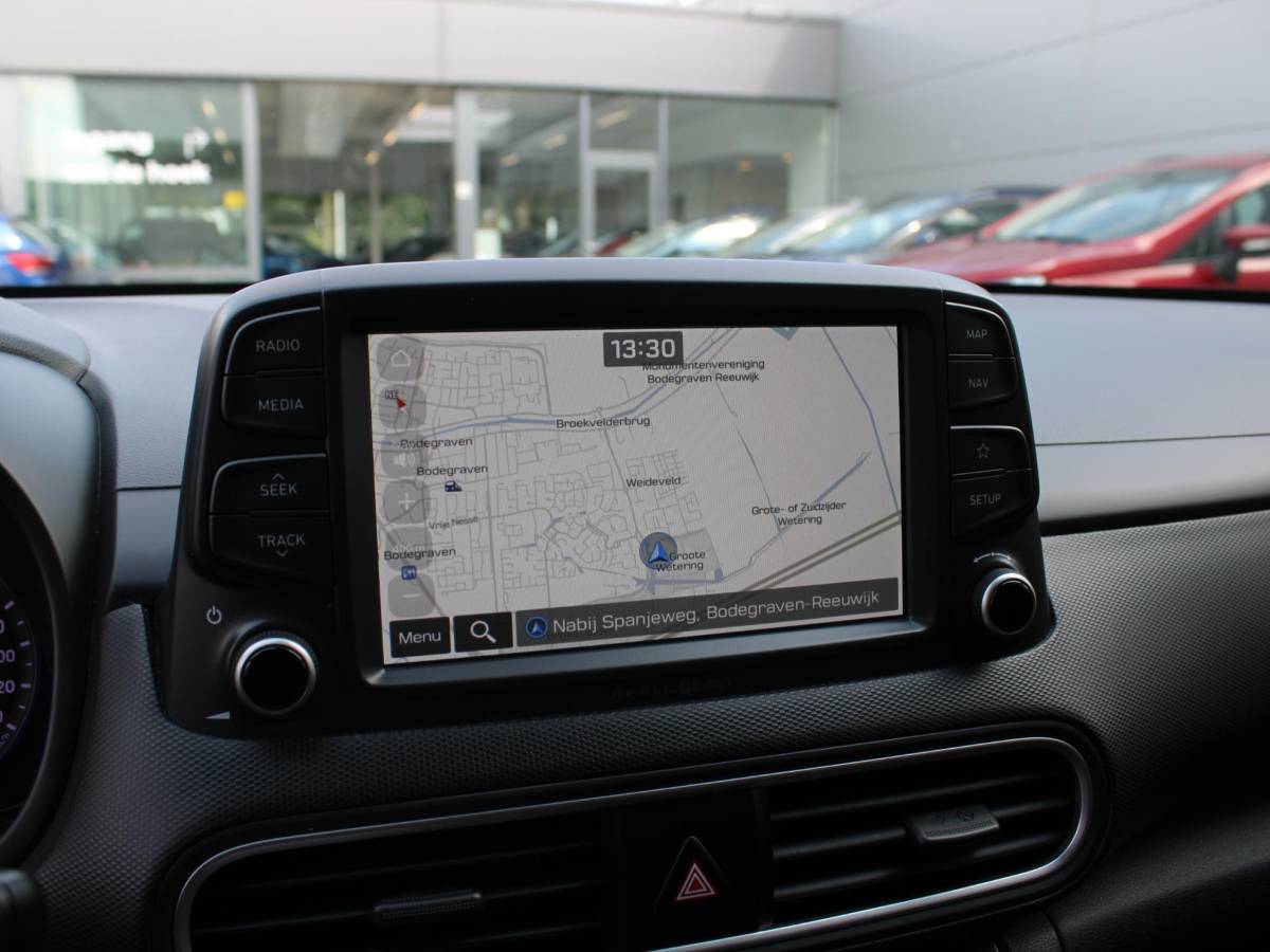 Hyundai Kona Hyundai Kona 1.0T Premium | STOEL VERWARMING & VERKOELING | APPLE CARPLAY/ANDROID |