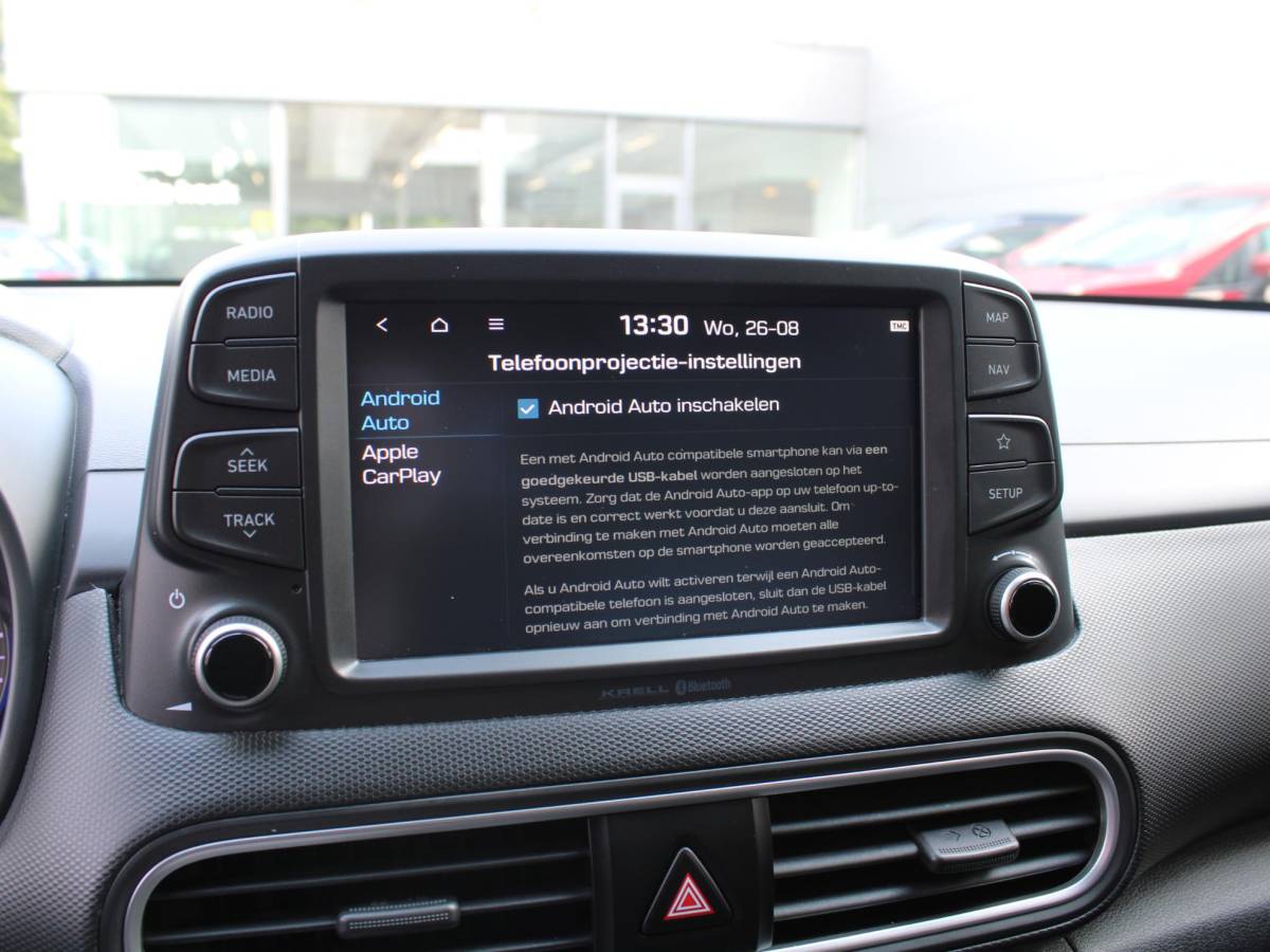Hyundai Kona Hyundai Kona 1.0T Premium | STOEL VERWARMING & VERKOELING | APPLE CARPLAY/ANDROID |