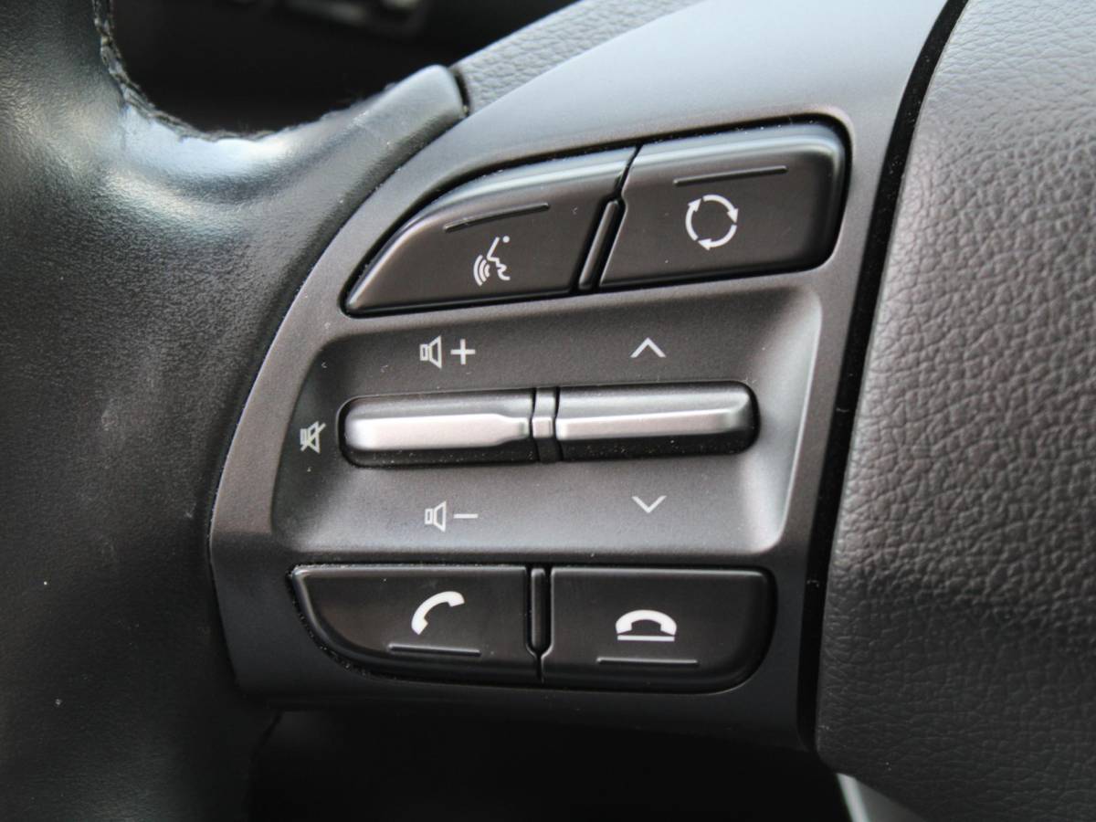 Hyundai Kona Hyundai Kona 1.0T Premium | STOEL VERWARMING & VERKOELING | APPLE CARPLAY/ANDROID |