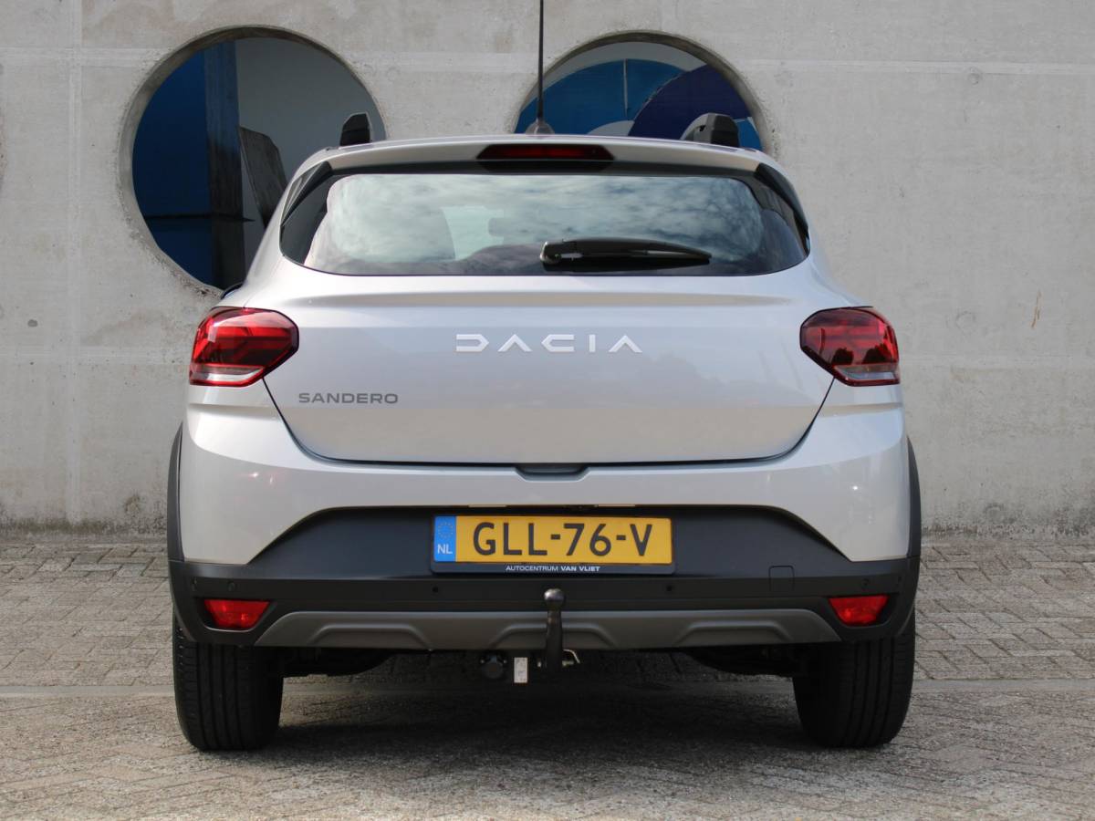 Dacia Sandero Stepway Dacia Sandero Stepway 1.0 TCe 90 Extreme | AUTOMAAT | APPLE CARPLAY | NAVIGATIE | DODE HOEK DETECTIE |
