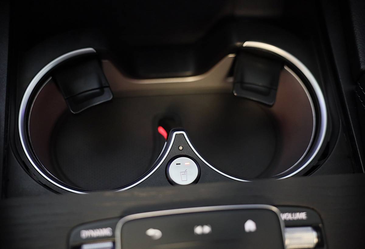 Mercedes-Benz GLE Mercedes-Benz GLE-klasse 400 e 4MATIC AMG 63 Look / Head Up / Luchtvering / Memory / Acc / Lane Assist / Burmester / Leder / 23 In