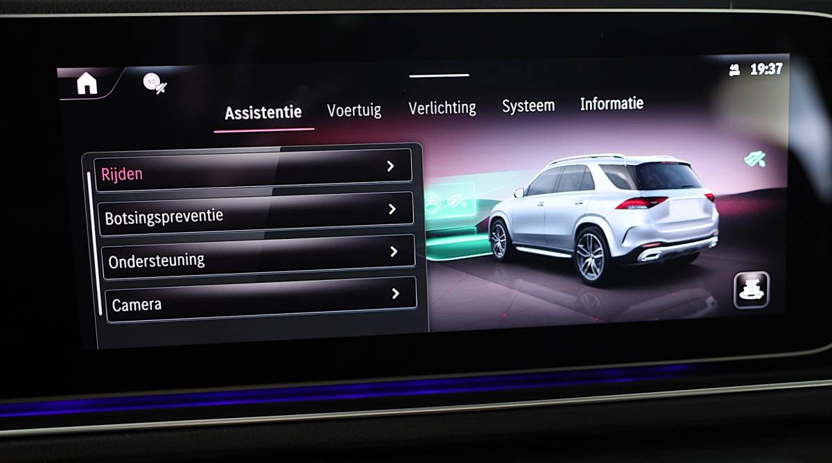 Mercedes-Benz GLE Mercedes-Benz GLE-klasse 400 e 4MATIC AMG 63 Look / Head Up / Luchtvering / Memory / Acc / Lane Assist / Burmester / Leder / 23 In
