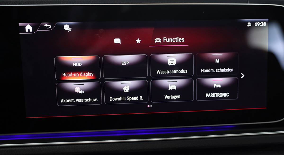 Mercedes-Benz GLE Mercedes-Benz GLE-klasse 400 e 4MATIC AMG 63 Look / Head Up / Luchtvering / Memory / Acc / Lane Assist / Burmester / Leder / 23 In
